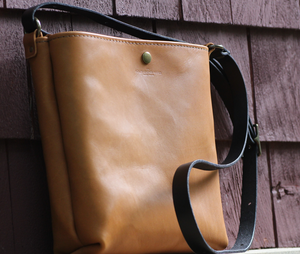Jackson crossbody